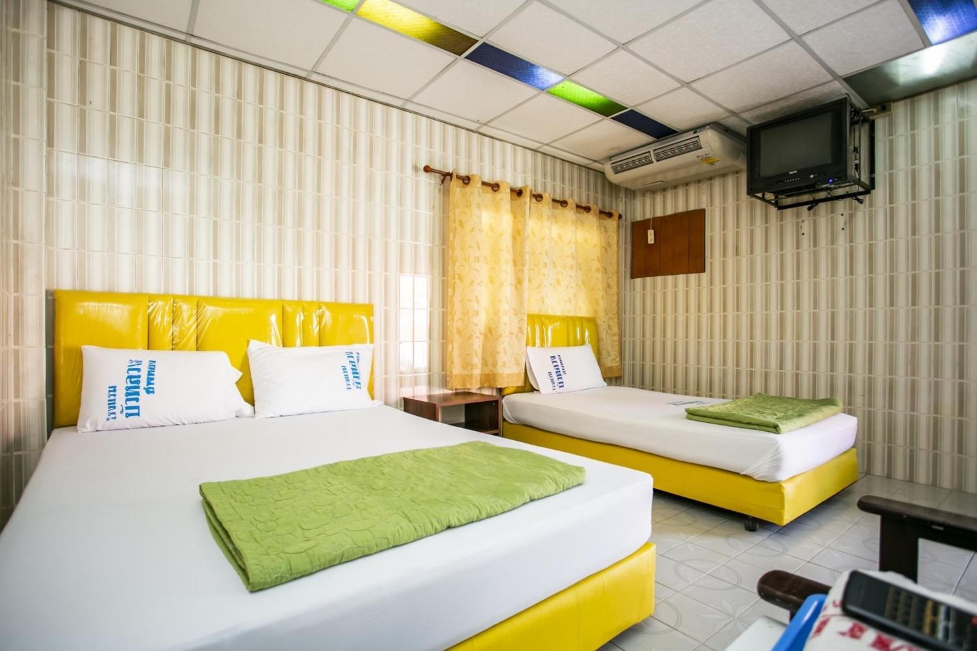 Bualuang Hotel Ang Thong Esterno foto