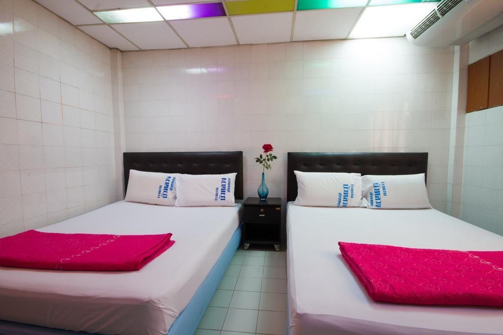 Bualuang Hotel Ang Thong Esterno foto